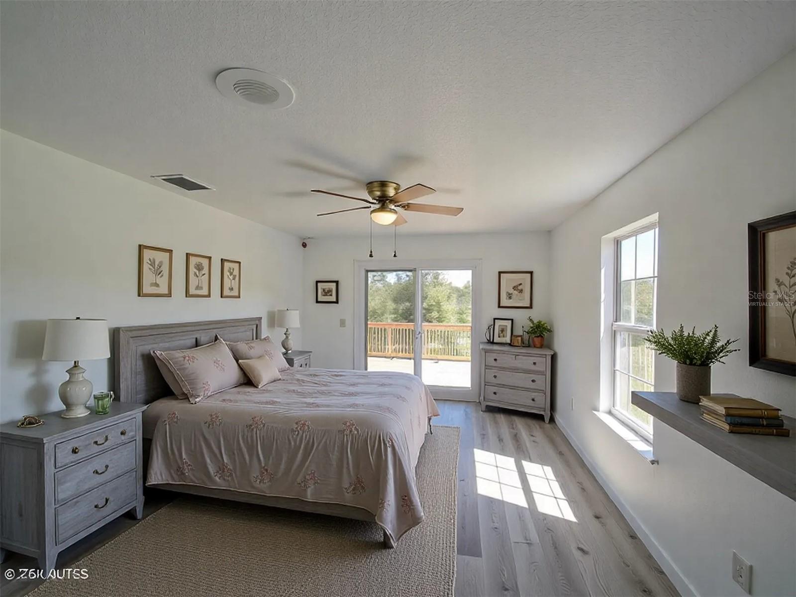 41636 OUTLAW LN, WEIRSDALE, FL, 32195