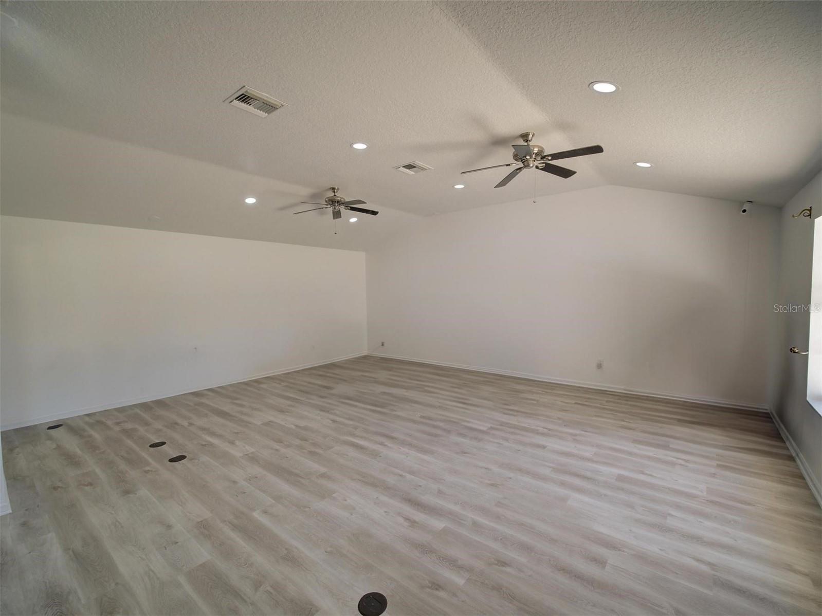 41636 OUTLAW LN, WEIRSDALE, FL, 32195