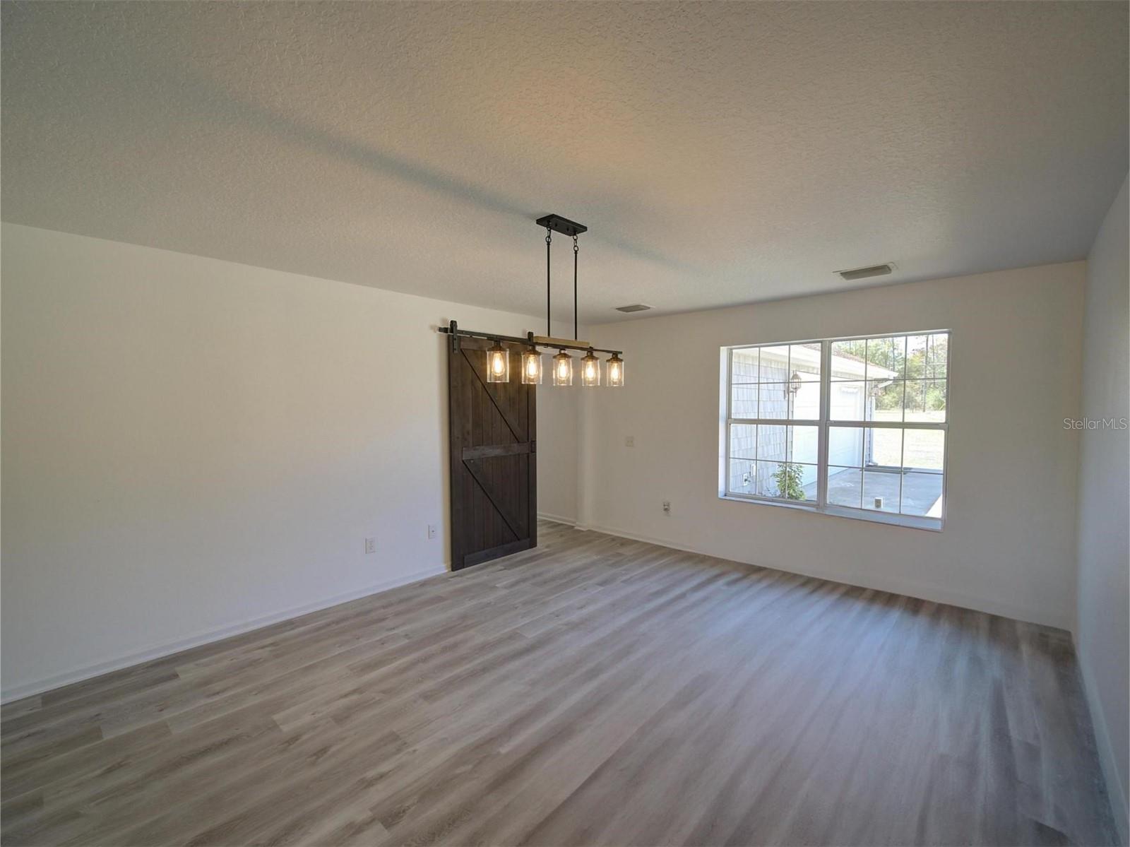 41636 OUTLAW LN, WEIRSDALE, FL, 32195