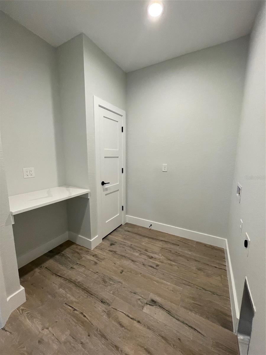 220 JENNIFER DR, ROTONDA WEST, FL, 33947