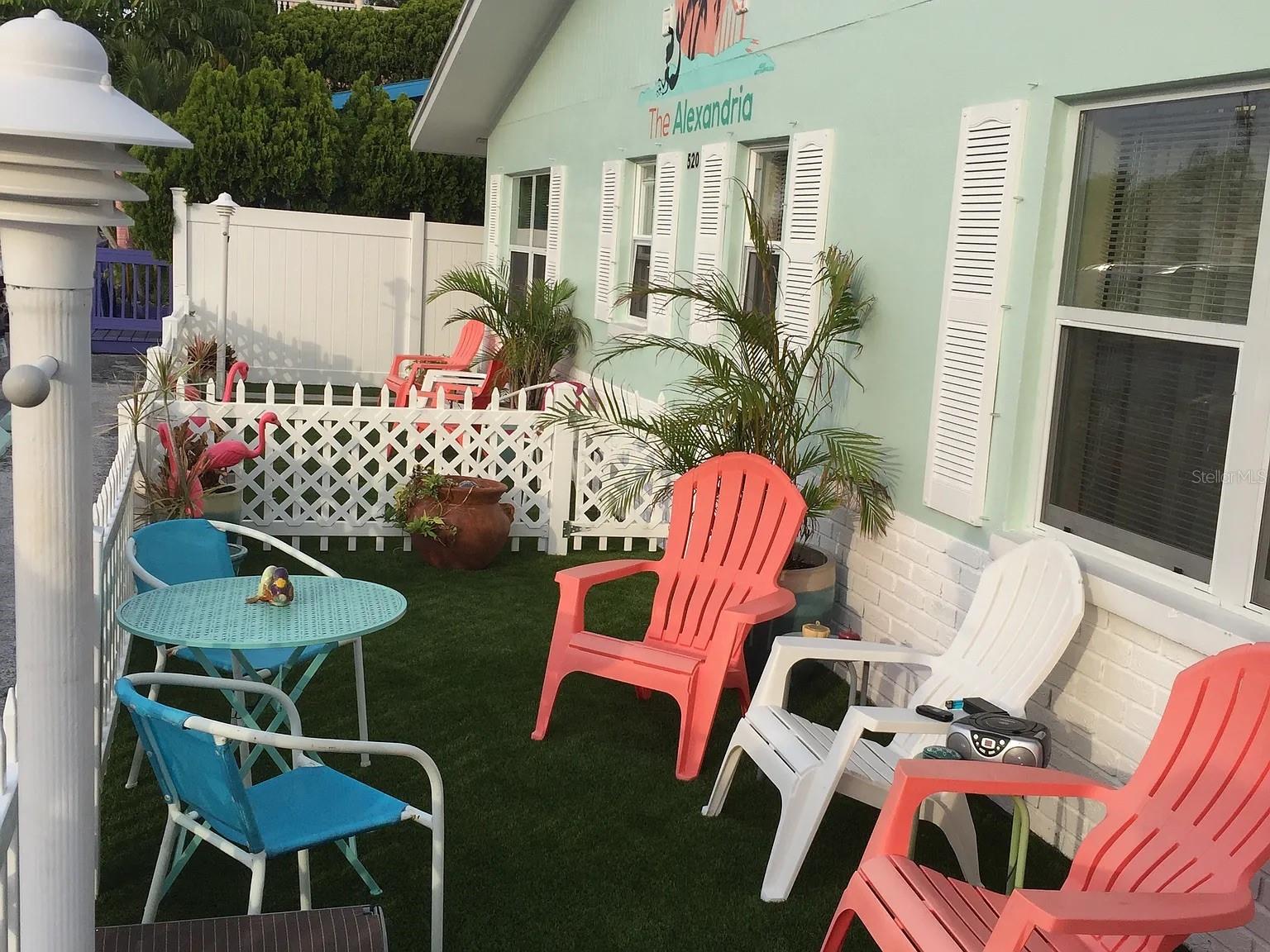 520 69TH AVE #1-4, ST PETERSBURG, FL, 33706