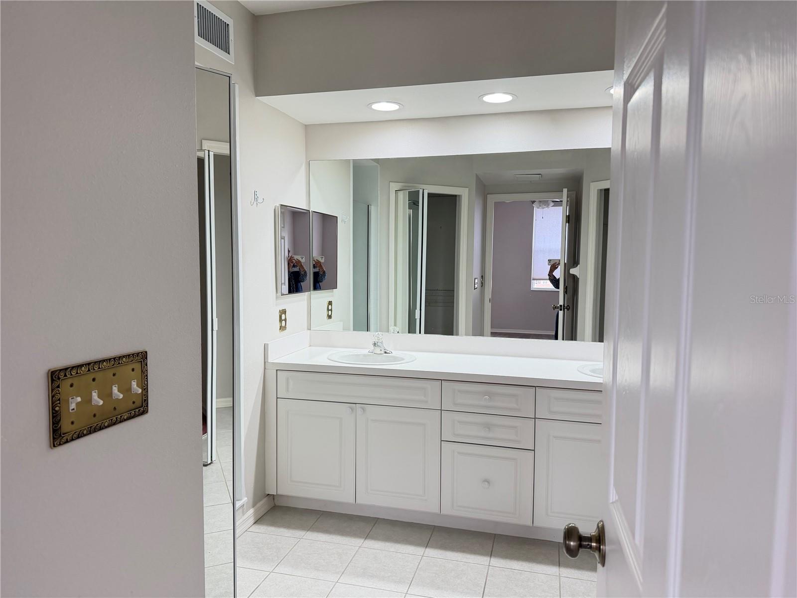 1200 COUNTRY CLUB DRIVE DR #3303, LARGO, FL, 33771