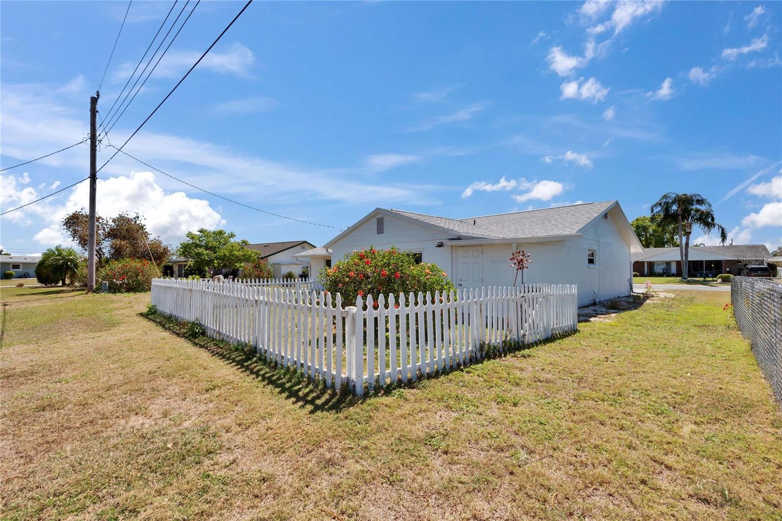 1503 ARROWHEAD DR, SUN CITY CENTER, FL, 33573