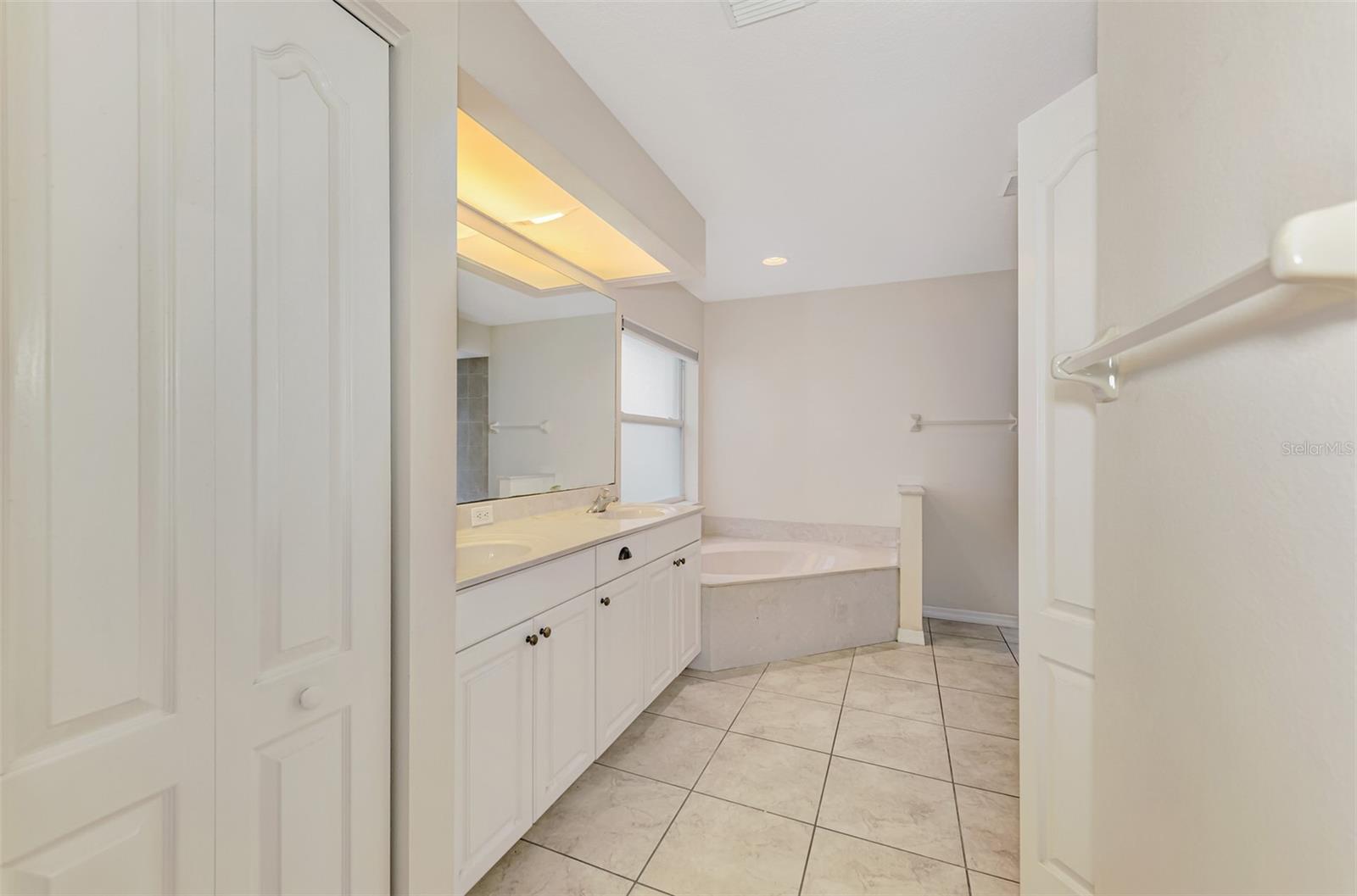 5964 REGENT RD, VENICE, FL, 34293