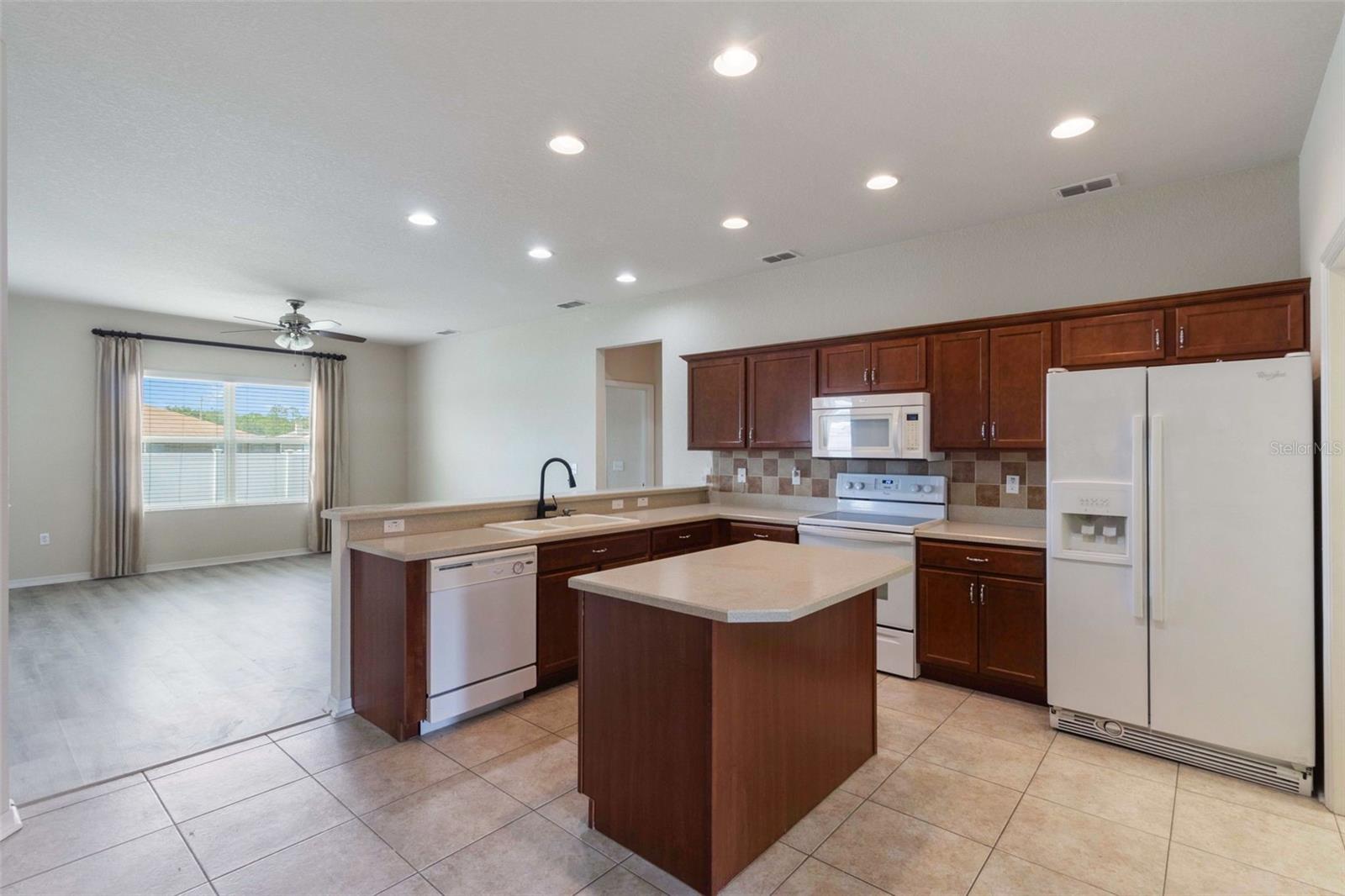 3341 WINCHESTER ESTATES CIR, LAKELAND, FL, 33810