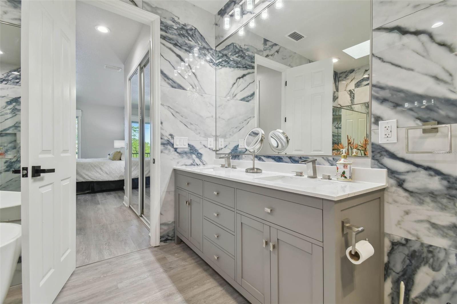 21205 CALLE ROSA DR #10, LAND O LAKES, FL, 34637