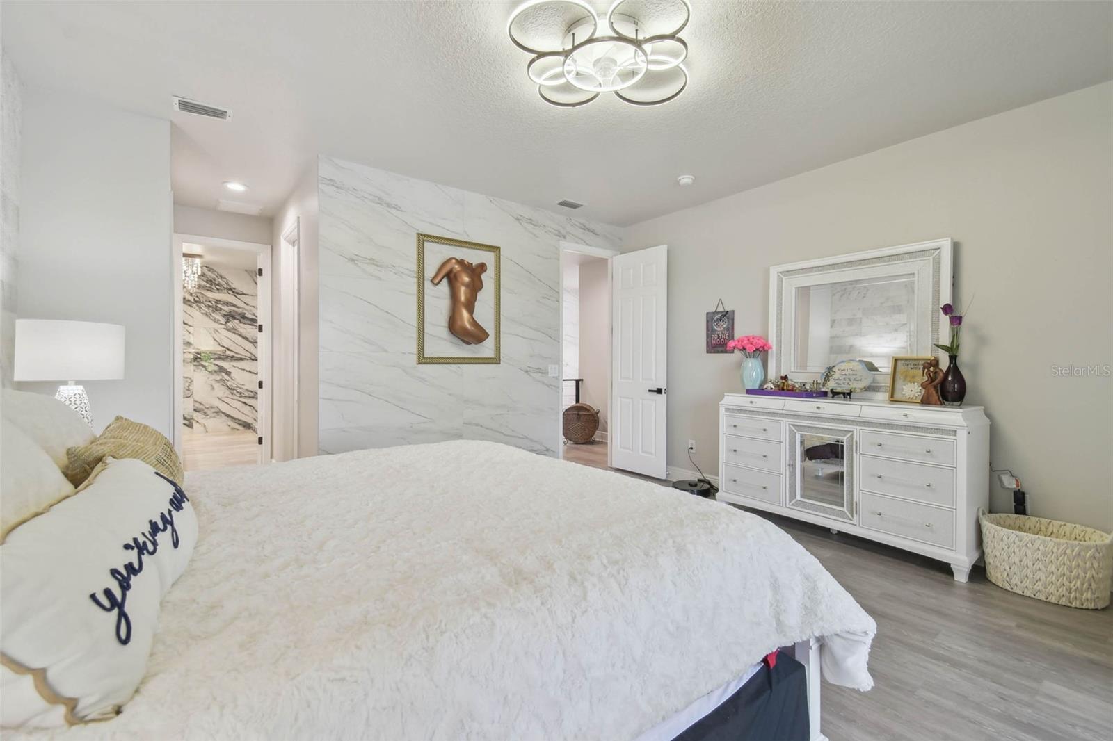 21205 CALLE ROSA DR #10, LAND O LAKES, FL, 34637