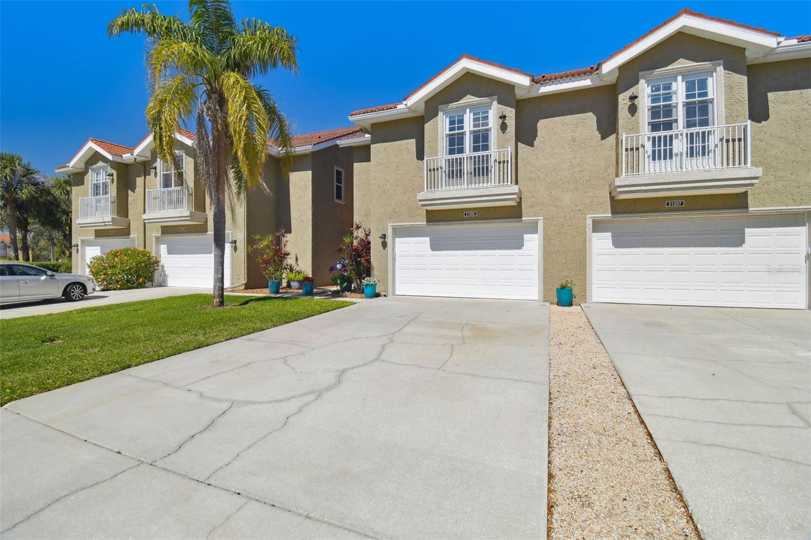 21205 CALLE ROSA DR #10, LAND O LAKES, FL, 34637