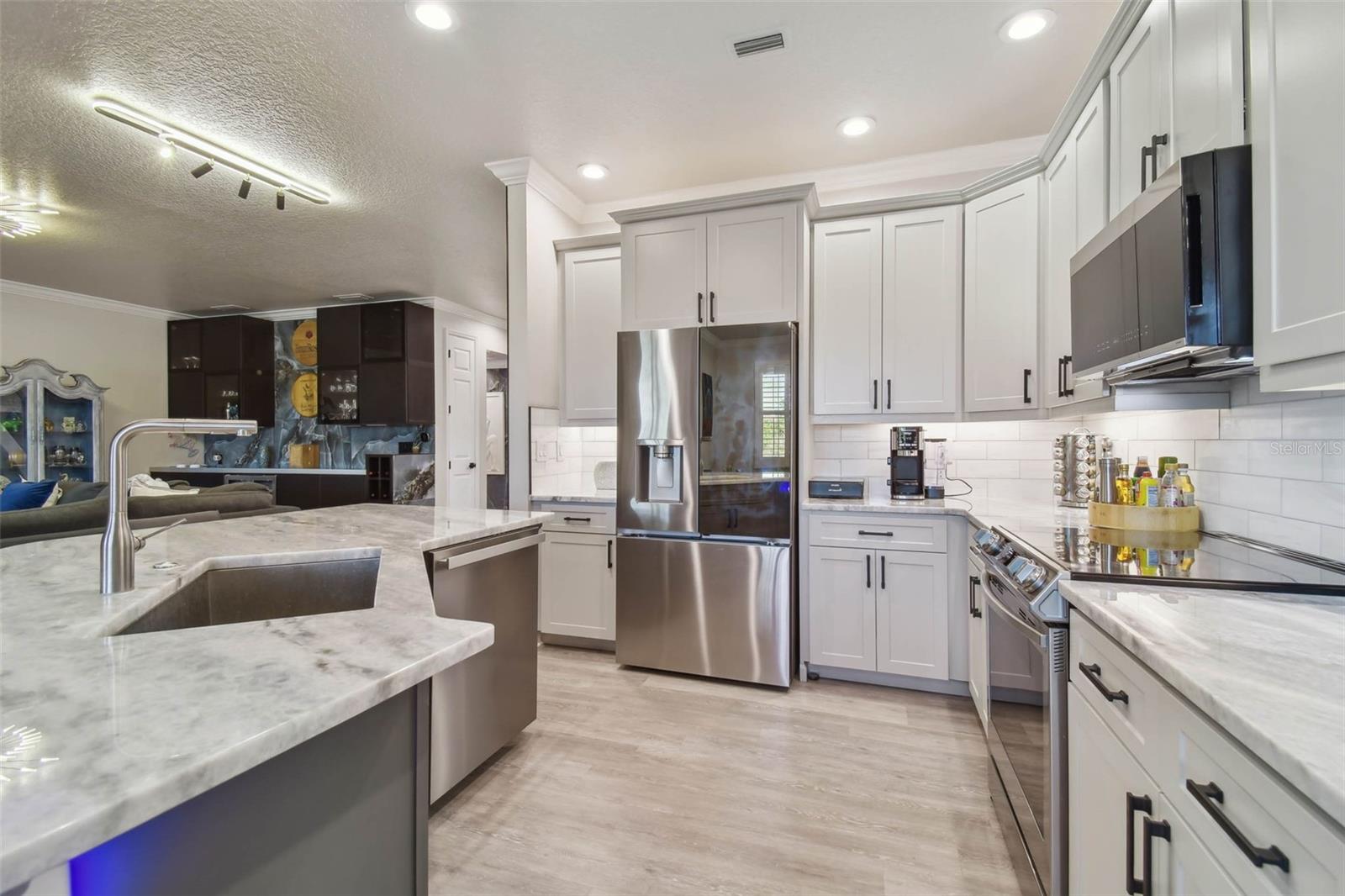 21205 CALLE ROSA DR #10, LAND O LAKES, FL, 34637