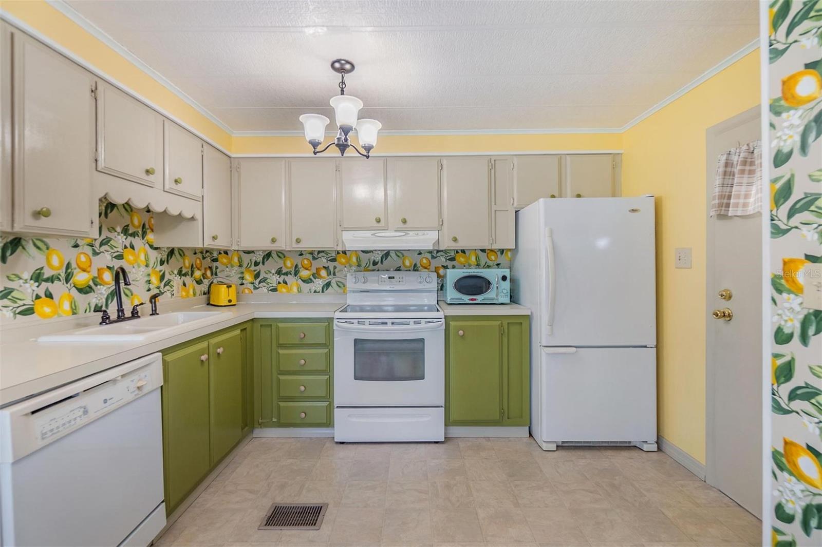 5350 MOHAWK ST, ZEPHYRHILLS, FL, 33542
