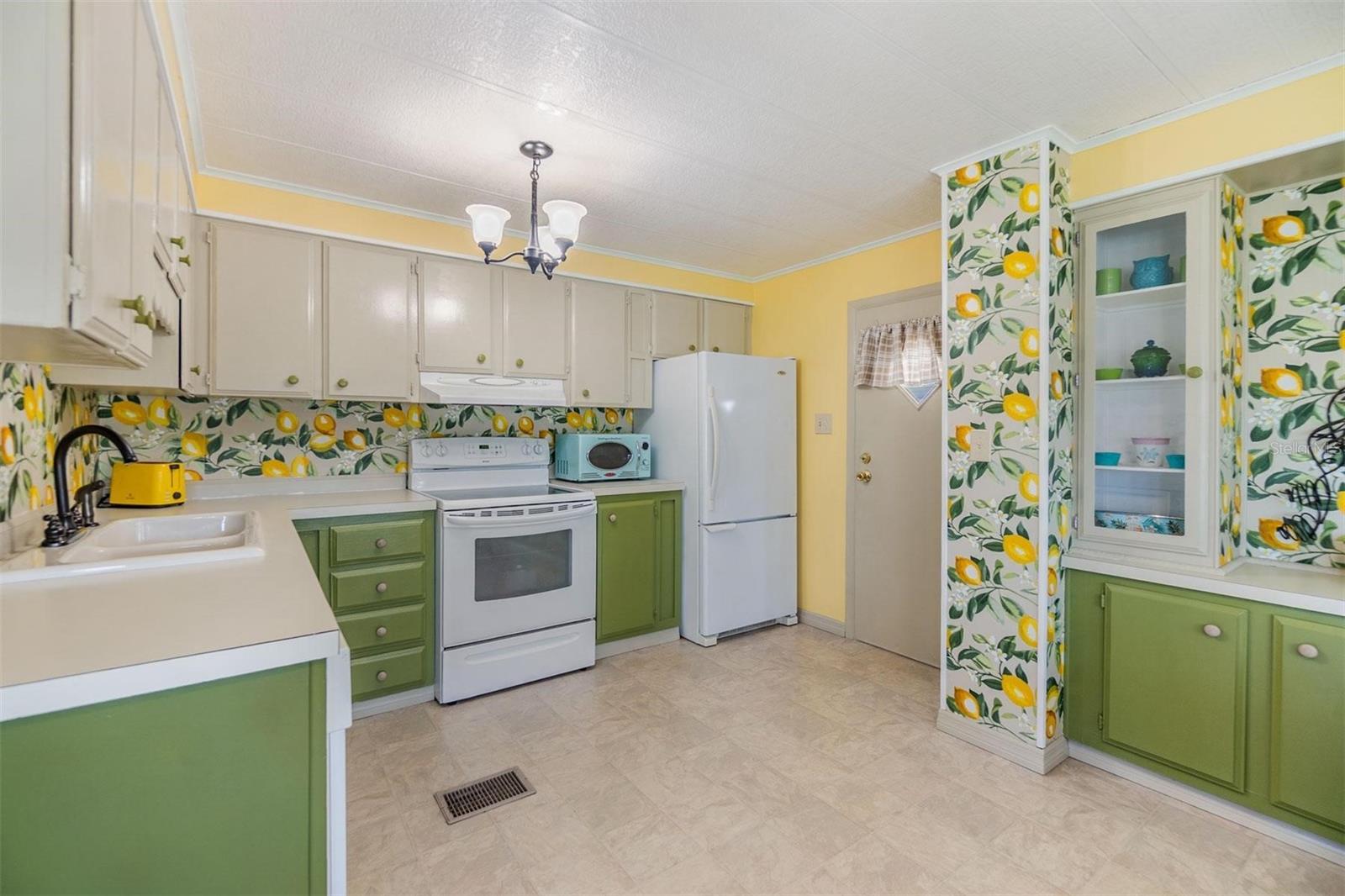 5350 MOHAWK ST, ZEPHYRHILLS, FL, 33542
