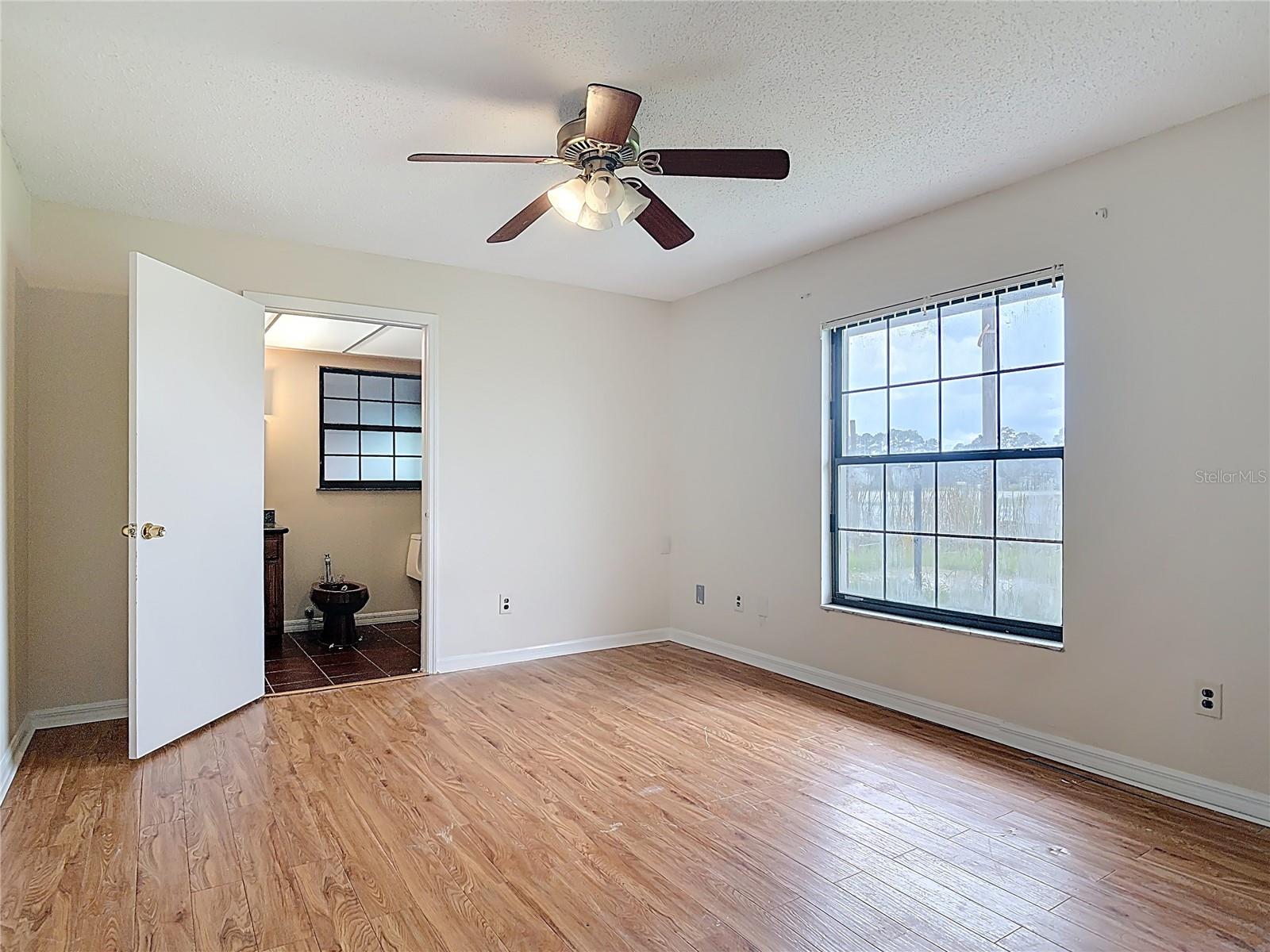 318 MITNIK DR, DELTONA, FL, 32738