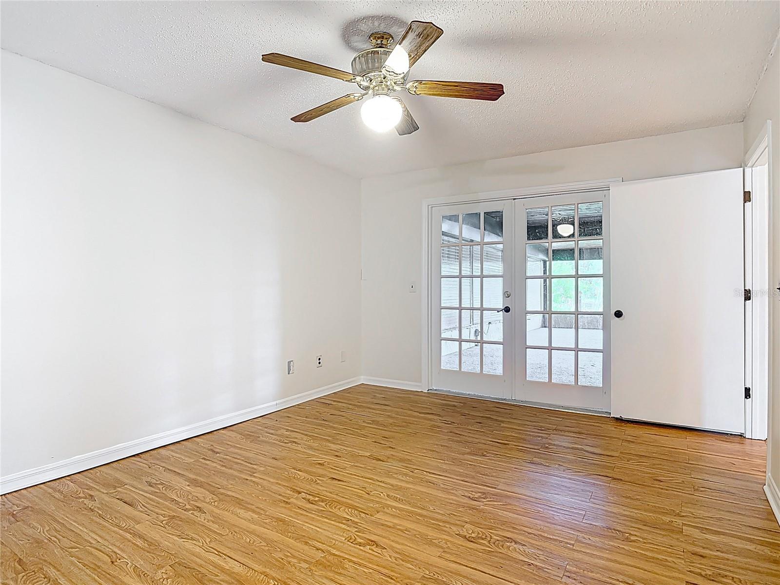 318 MITNIK DR, DELTONA, FL, 32738