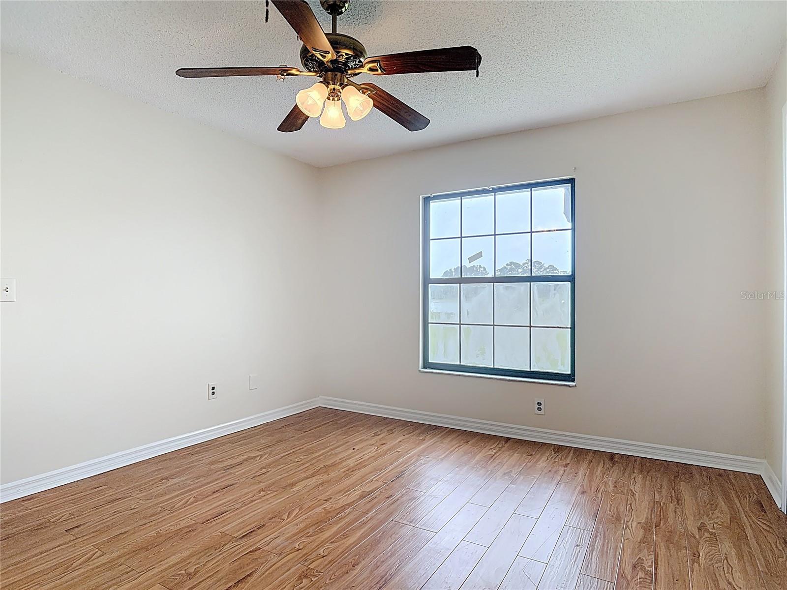 318 MITNIK DR, DELTONA, FL, 32738