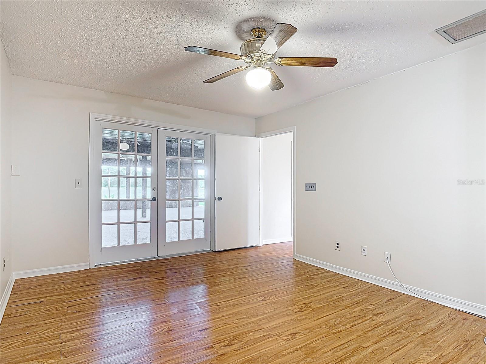 318 MITNIK DR, DELTONA, FL, 32738