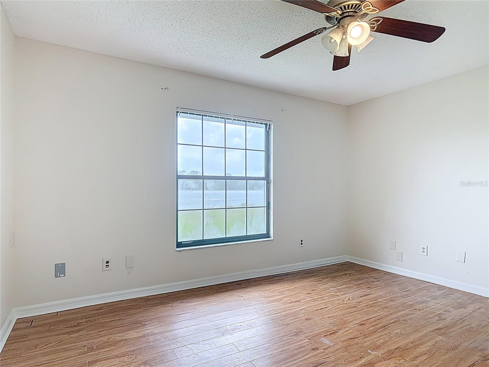 318 MITNIK DR, DELTONA, FL, 32738