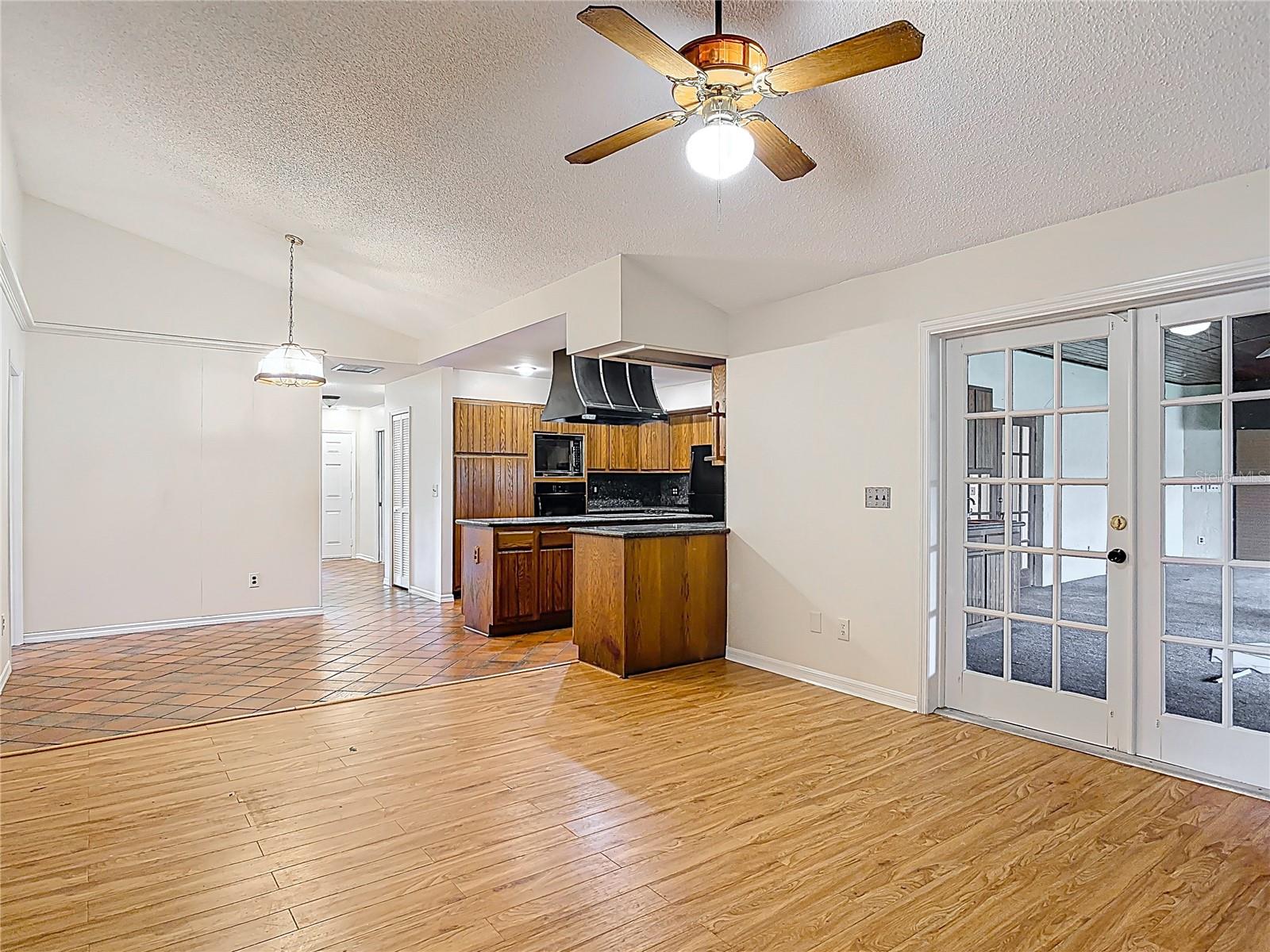 318 MITNIK DR, DELTONA, FL, 32738