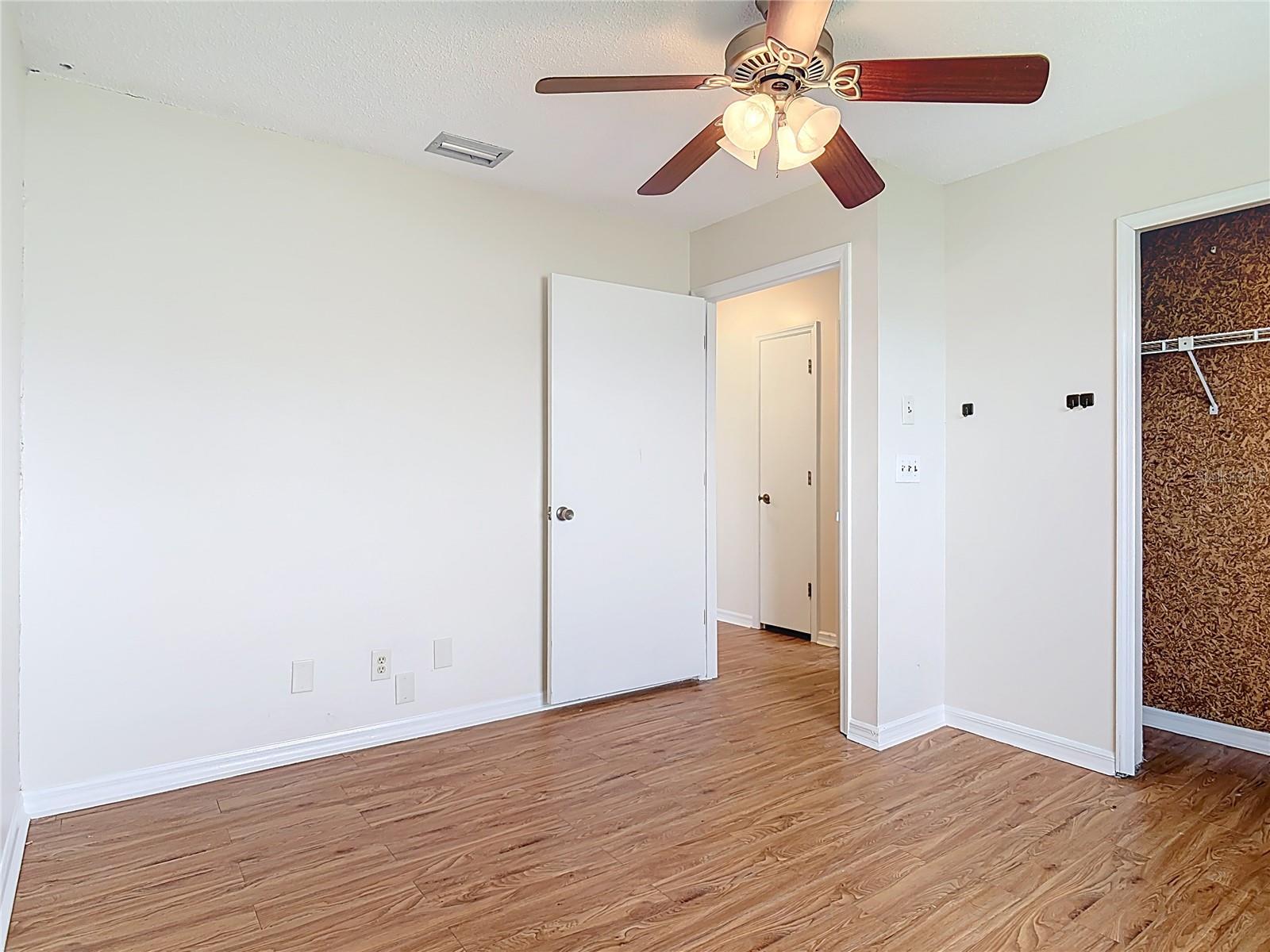 318 MITNIK DR, DELTONA, FL, 32738