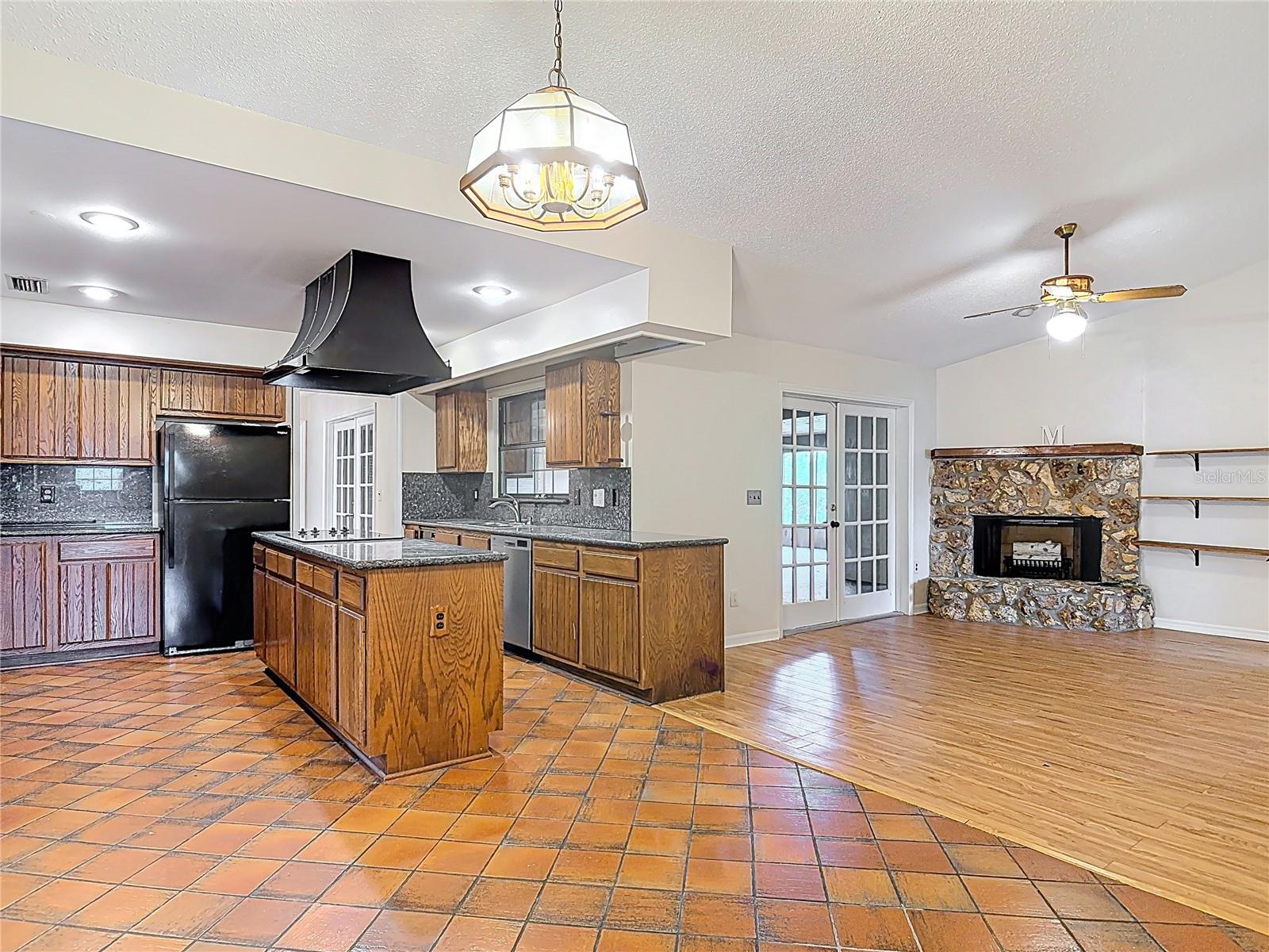 318 MITNIK DR, DELTONA, FL, 32738