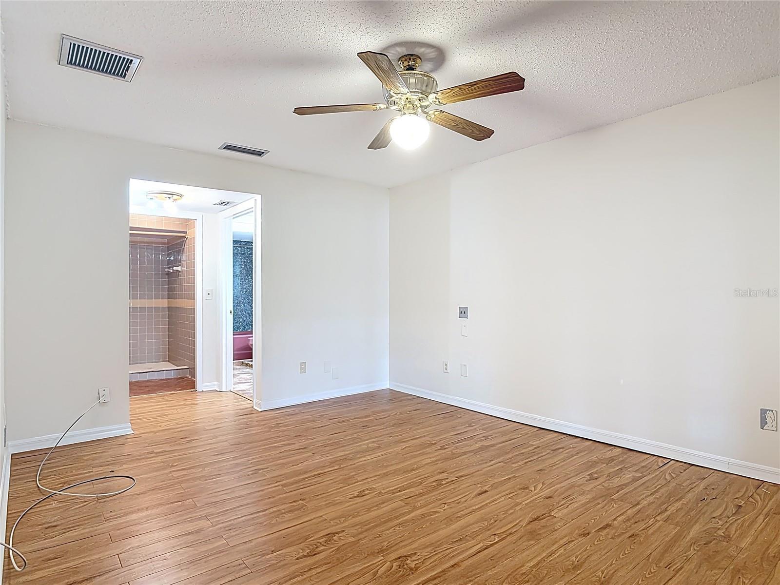 318 MITNIK DR, DELTONA, FL, 32738