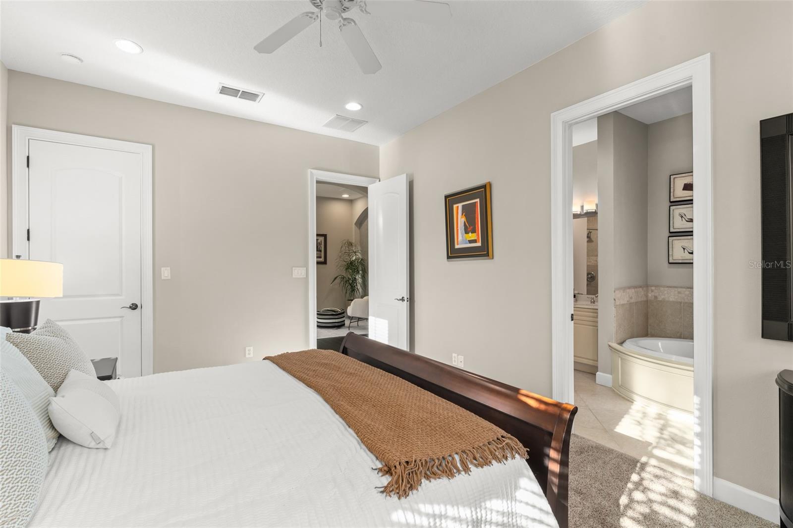 9783 COVENT GARDEN DR, ORLANDO, FL, 32827