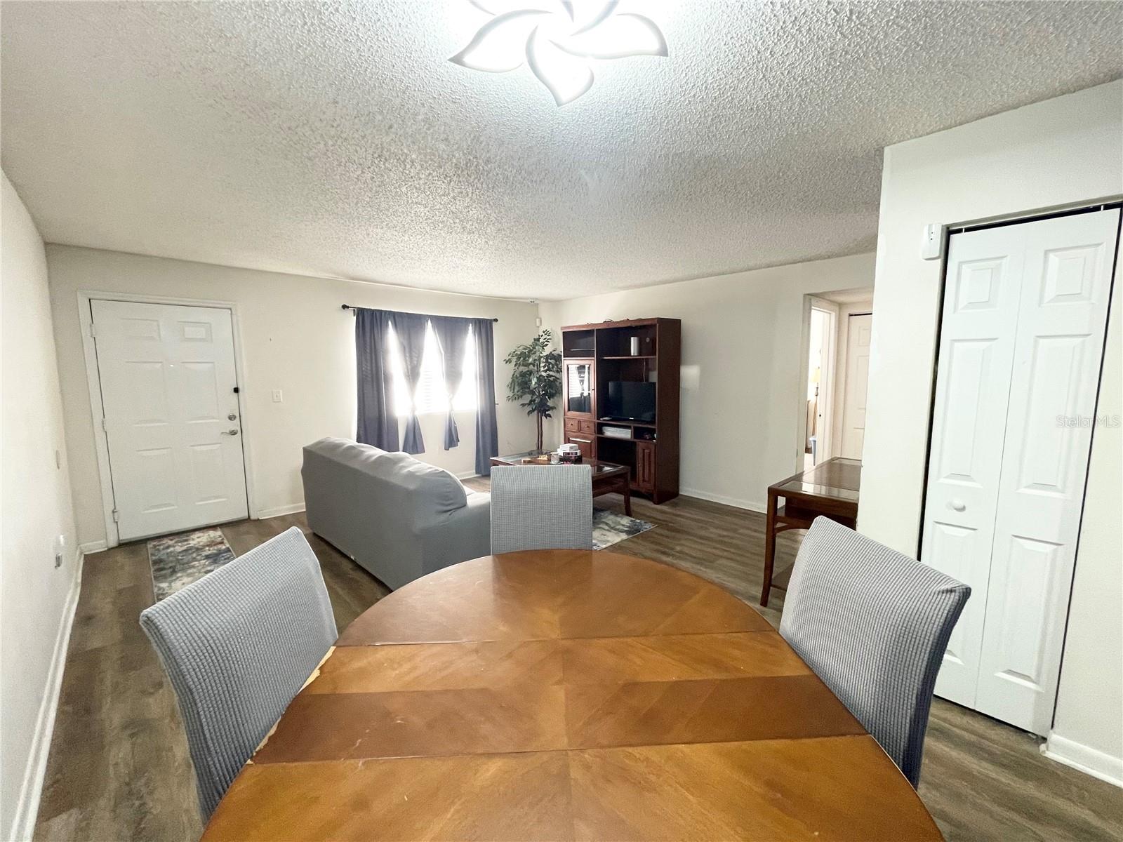 320 OAK ROSE LN #102, TAMPA, FL, 33612