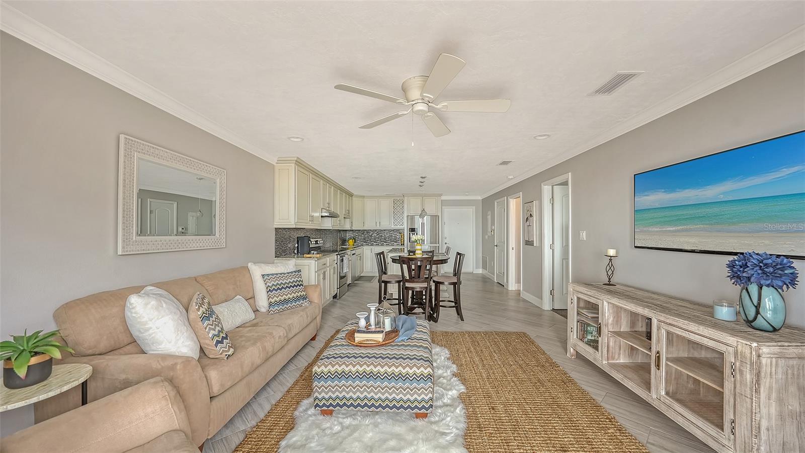 37 SUNSET DR #12, SARASOTA, FL, 34236