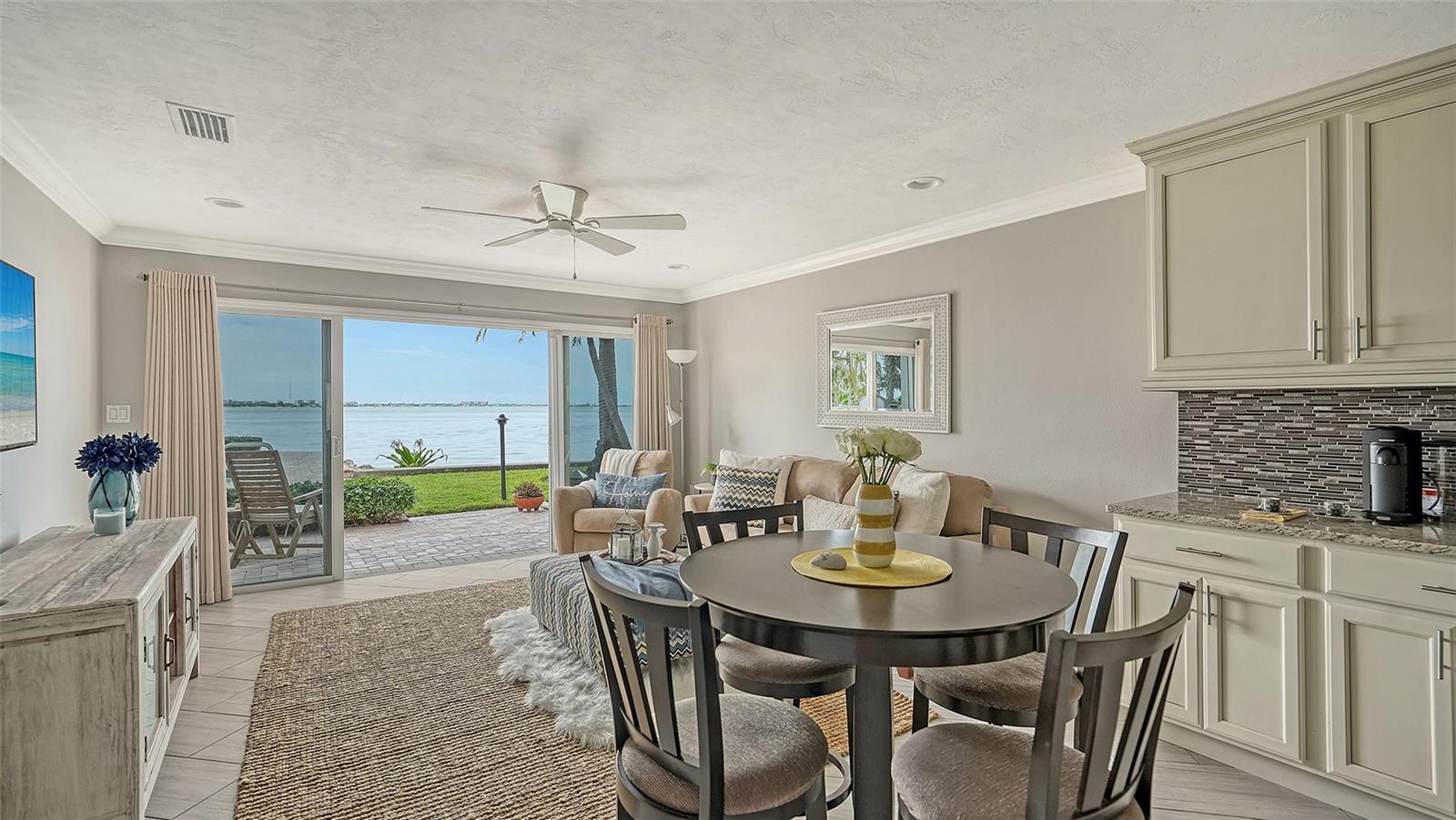 37 SUNSET DR #12, SARASOTA, FL, 34236