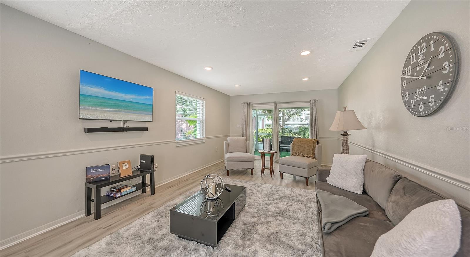 37 SUNSET DR #12, SARASOTA, FL, 34236