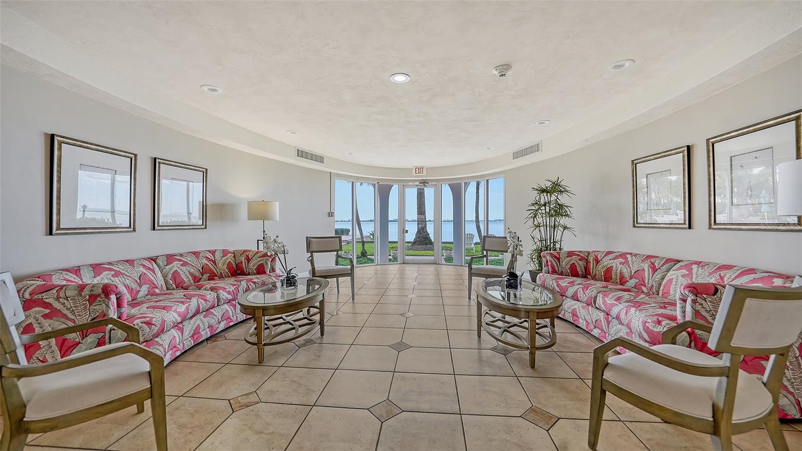 37 SUNSET DR #12, SARASOTA, FL, 34236