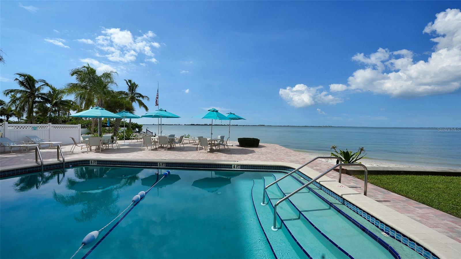 37 SUNSET DR #12, SARASOTA, FL, 34236