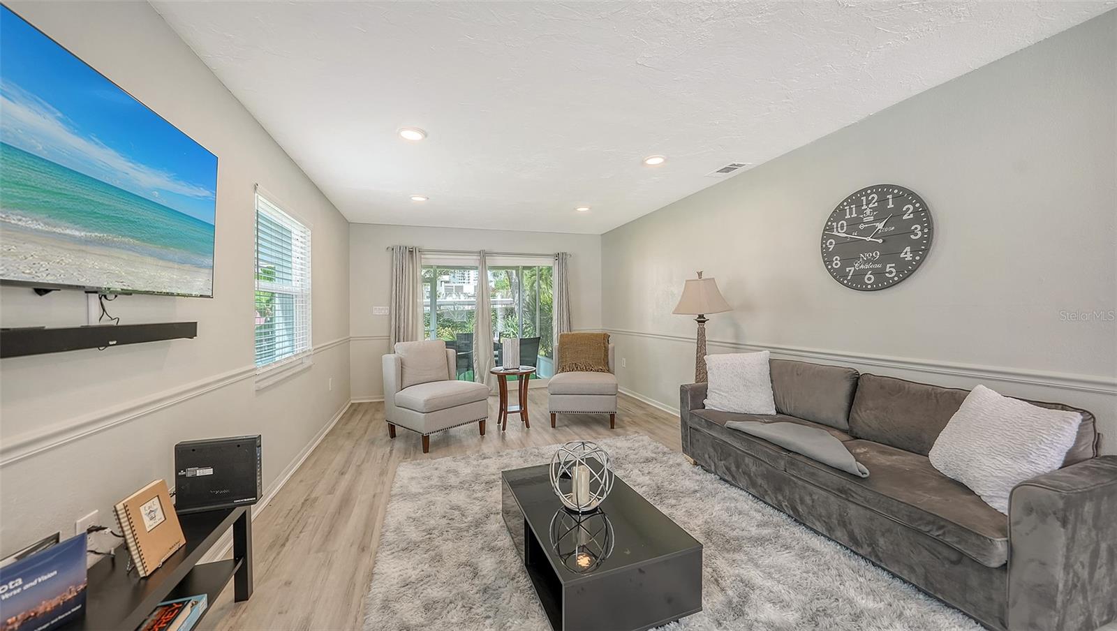 37 SUNSET DR #12, SARASOTA, FL, 34236