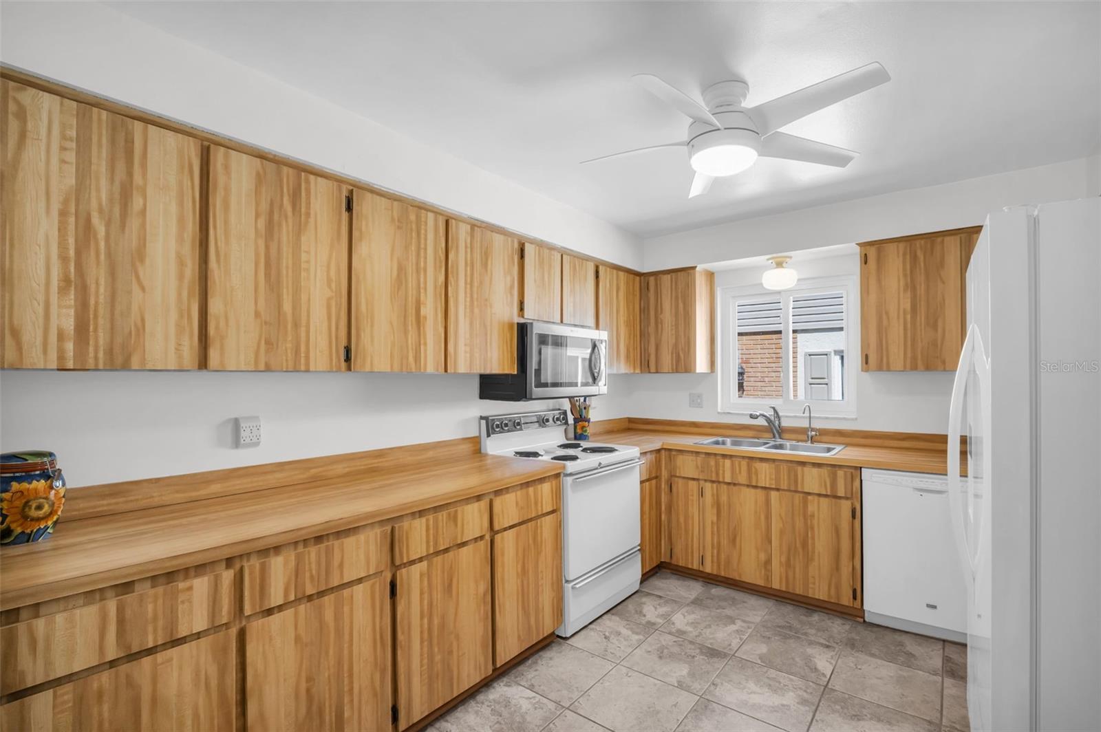 3212 MCMATH DR, PALM HARBOR, FL, 34684