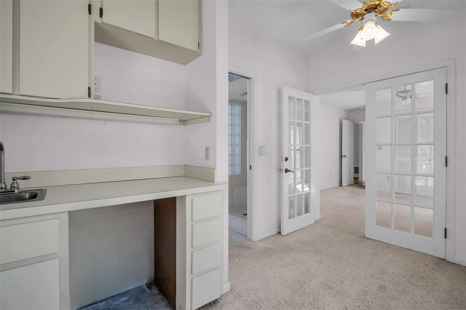 2462 INDIAN TRL E, PALM HARBOR, FL, 34683