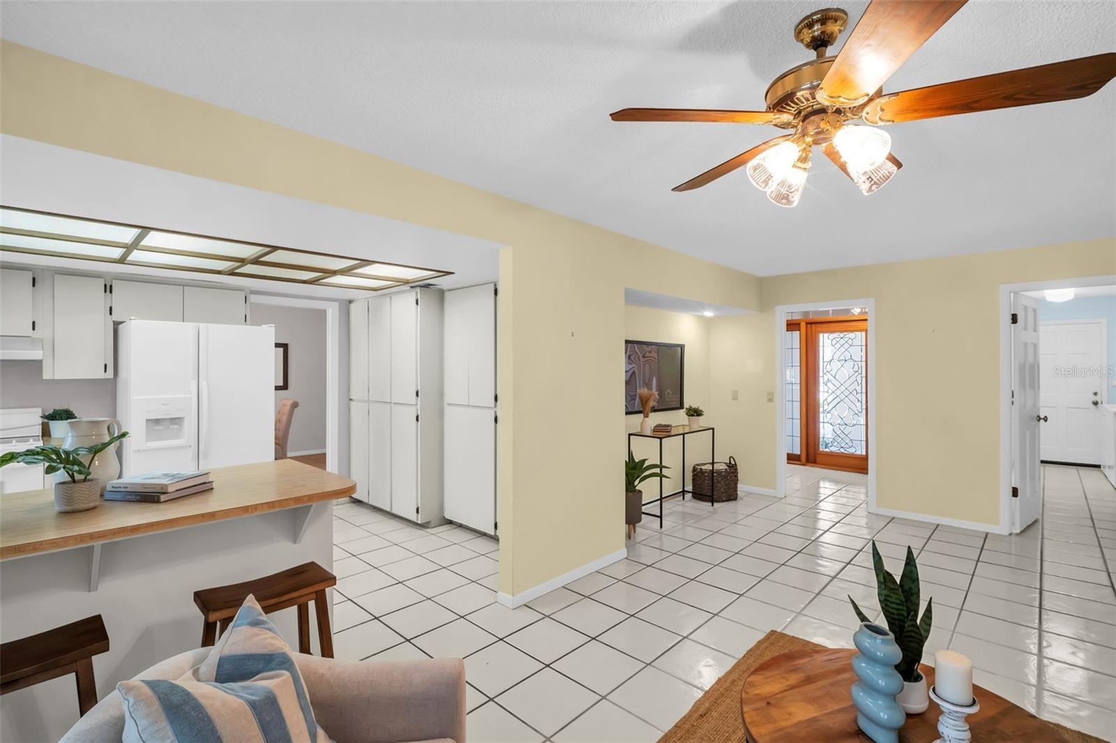2462 INDIAN TRL E, PALM HARBOR, FL, 34683