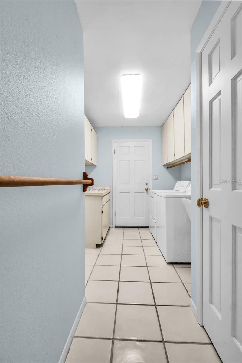 2462 INDIAN TRL E, PALM HARBOR, FL, 34683