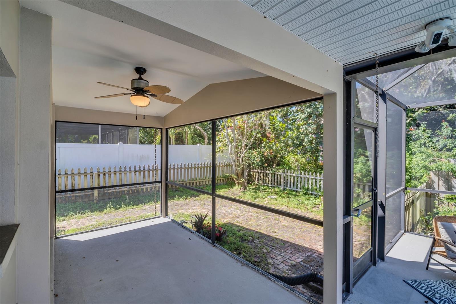 2462 INDIAN TRL E, PALM HARBOR, FL, 34683