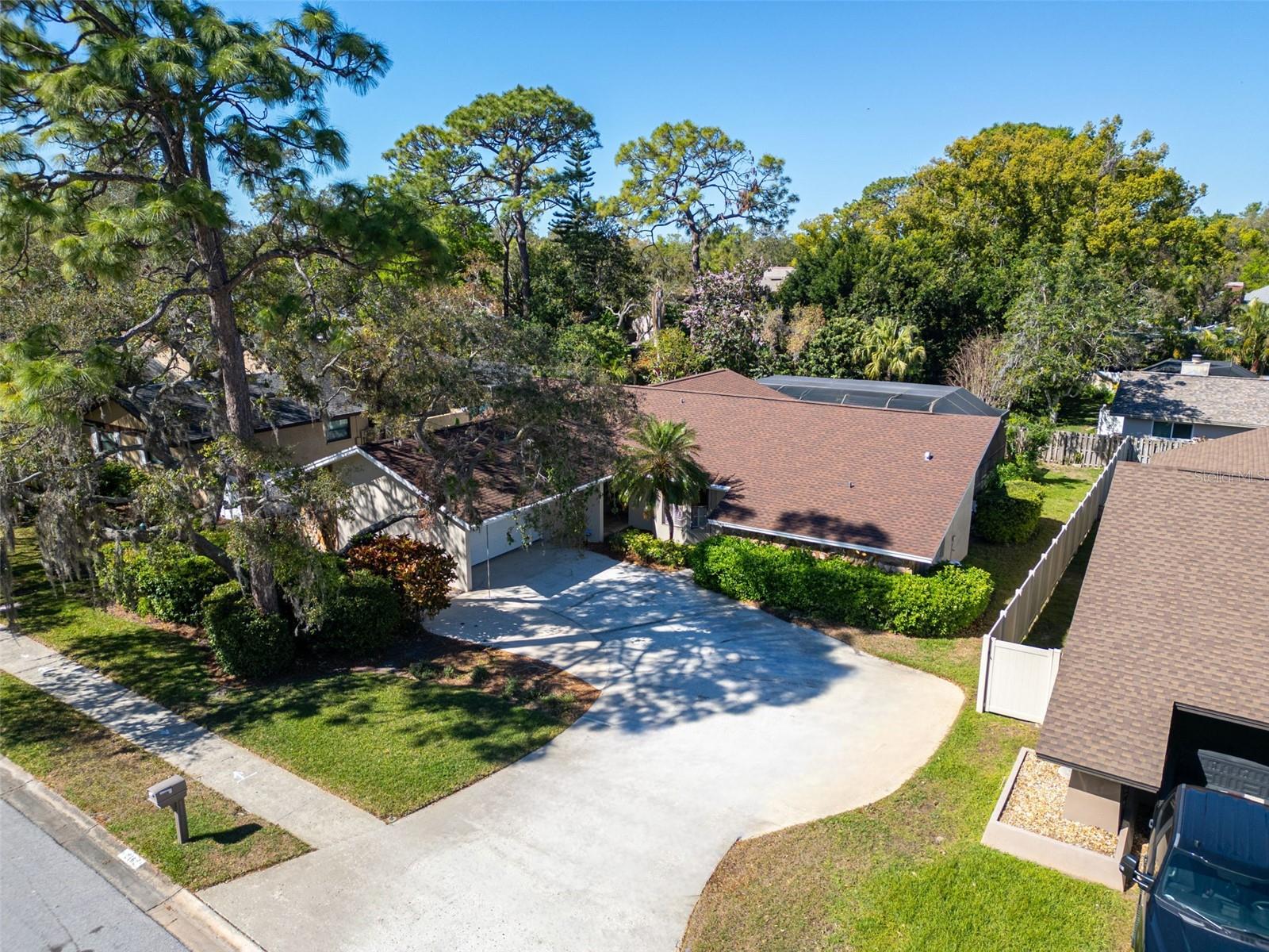 2462 INDIAN TRL E, PALM HARBOR, FL, 34683