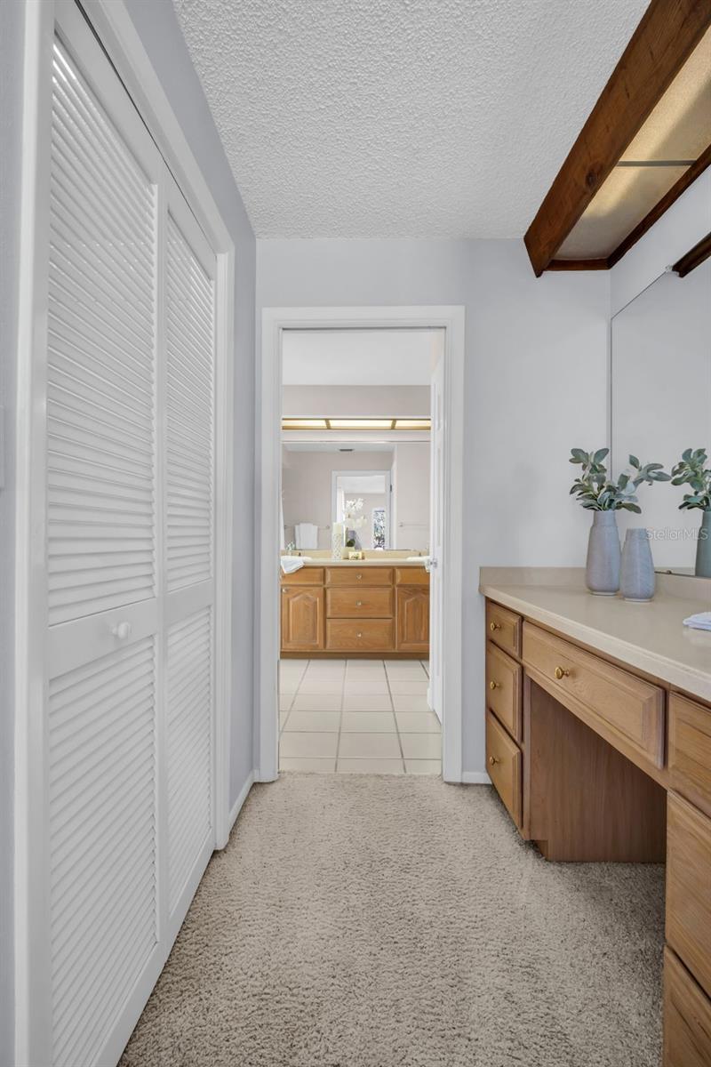 2462 INDIAN TRL E, PALM HARBOR, FL, 34683