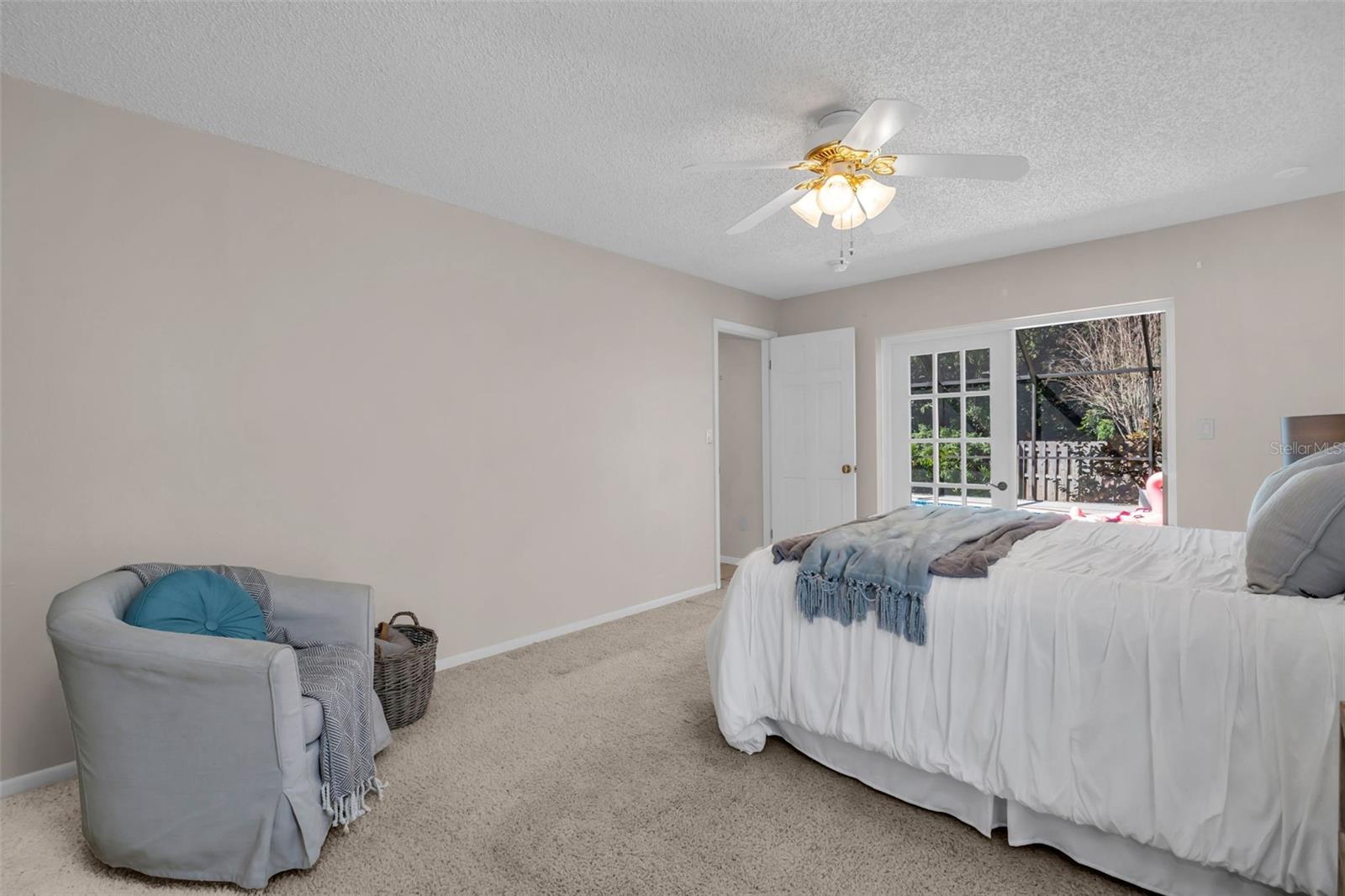 2462 INDIAN TRL E, PALM HARBOR, FL, 34683