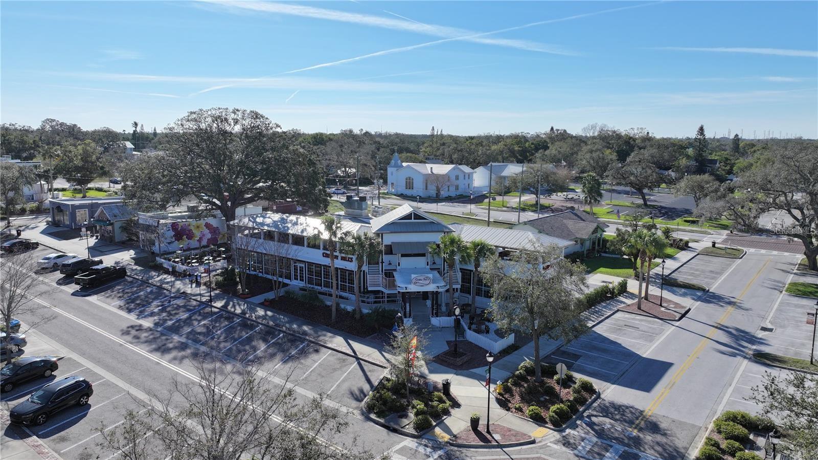 2462 INDIAN TRL E, PALM HARBOR, FL, 34683
