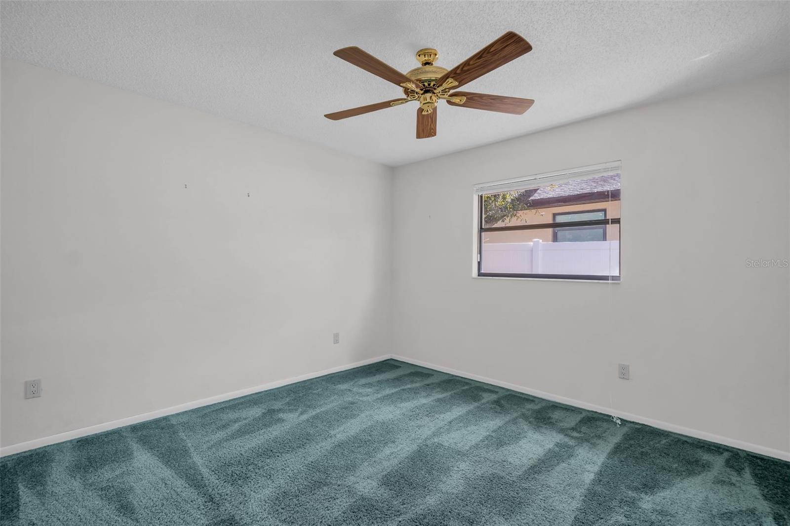 2462 INDIAN TRL E, PALM HARBOR, FL, 34683