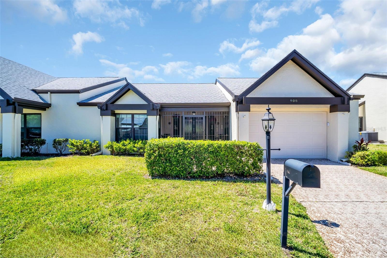 908 ROSEWOOD LN, PALM HARBOR, FL, 34684
