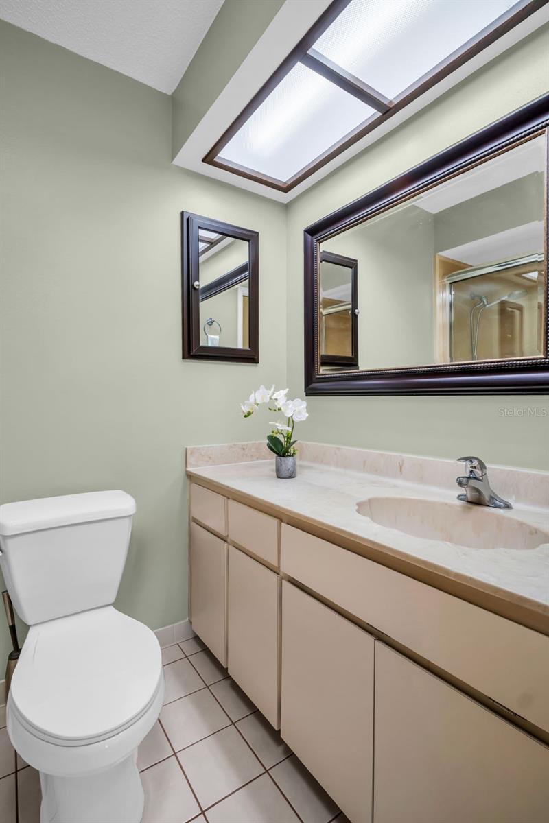 908 ROSEWOOD LN, PALM HARBOR, FL, 34684