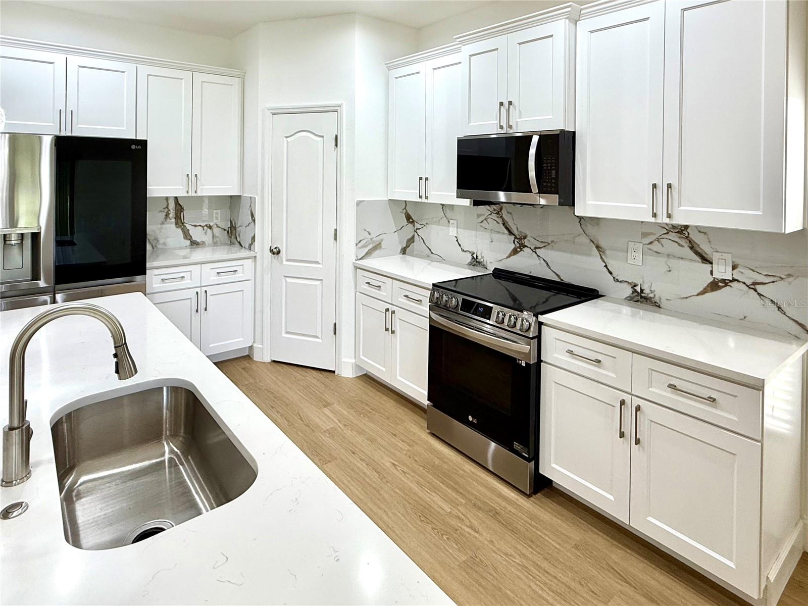 3215 BANYAN HILL LN, LAND O LAKES, FL, 34639