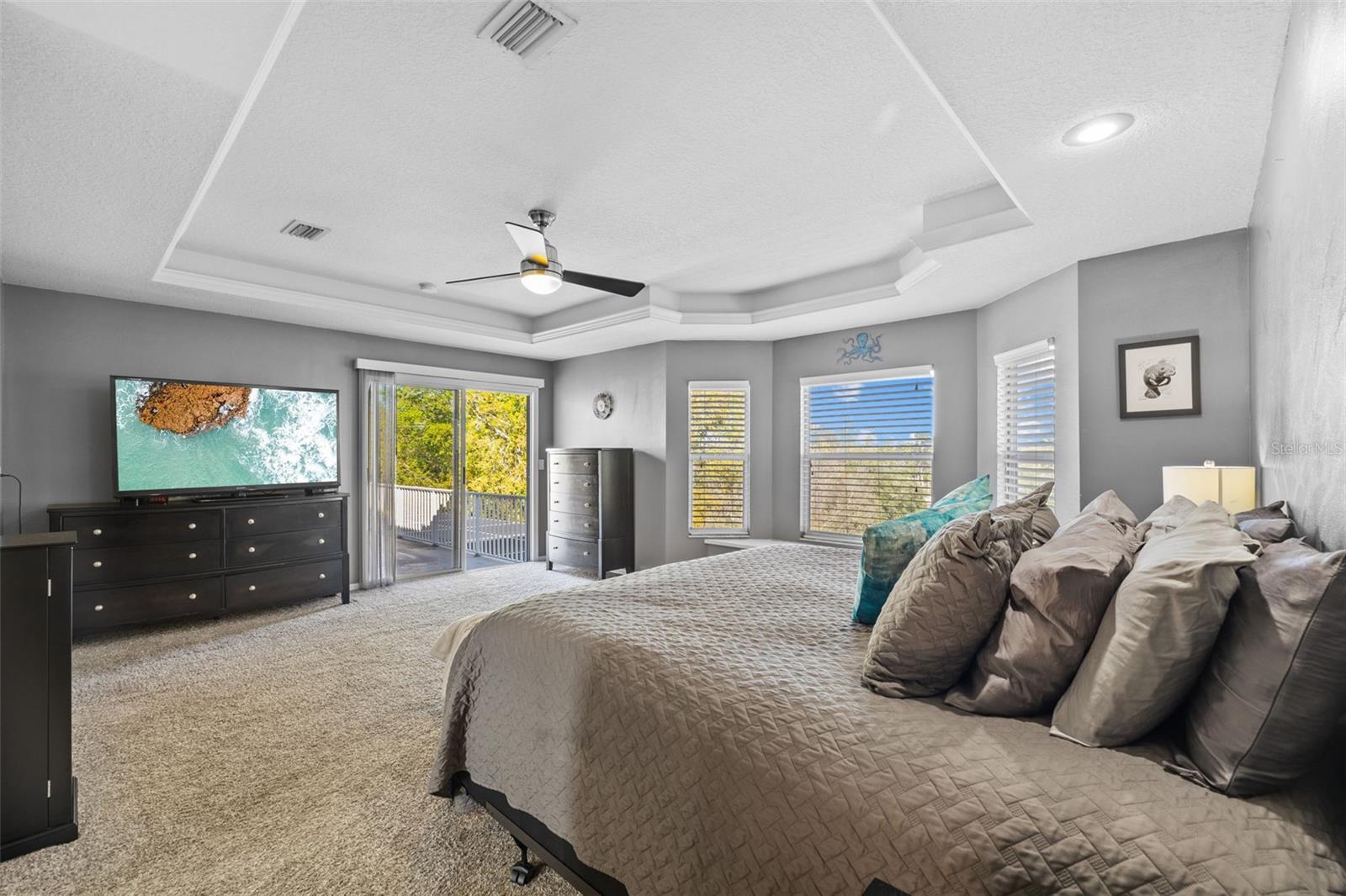 3114 BLUFF BLVD, HOLIDAY, FL, 34691