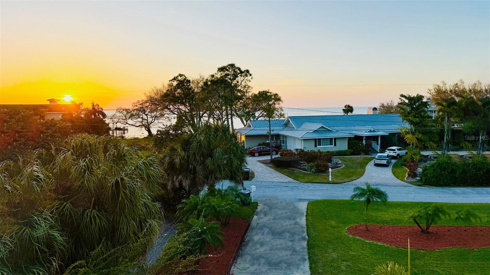 3114 BLUFF BLVD, HOLIDAY, FL, 34691