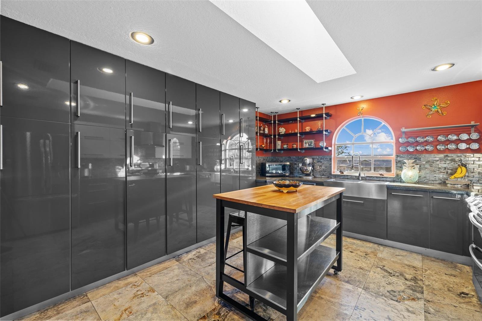3114 BLUFF BLVD, HOLIDAY, FL, 34691