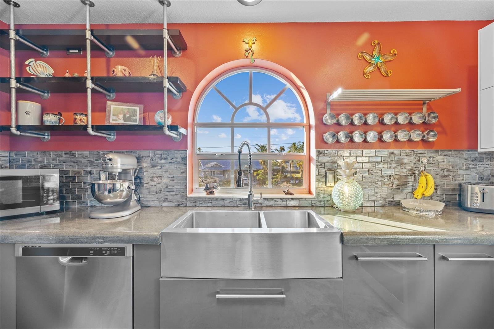3114 BLUFF BLVD, HOLIDAY, FL, 34691