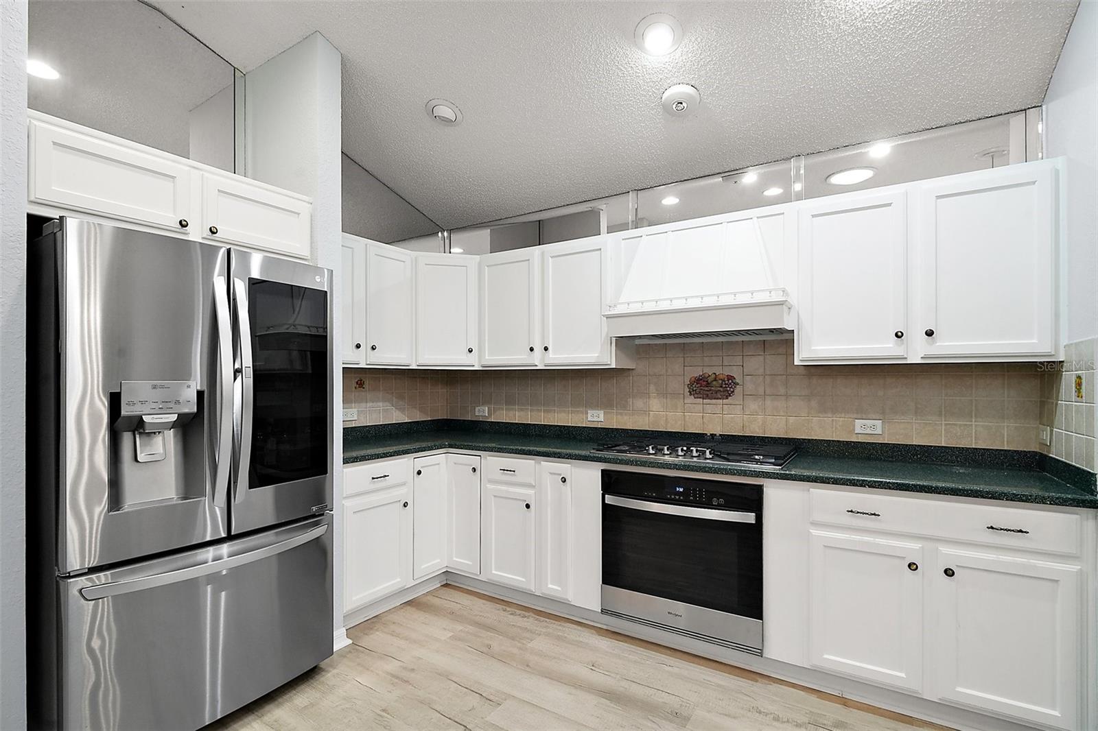 1738 AUGUSTINE DR, THE VILLAGES, FL, 32159
